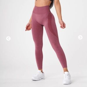 NVGTN Maroon Contour Seamless Leggings